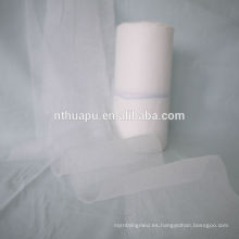 El vendaje de gasa de algodón blanco no contiene colorantes artificiales